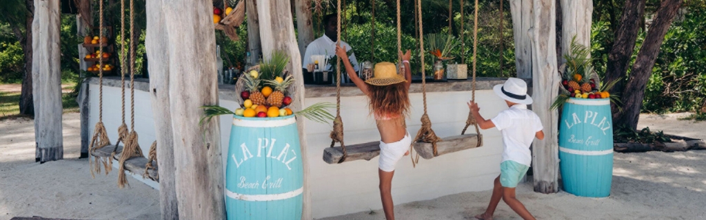 Four Seasons Resort Mauritius at Anahita - Kids at La Plaz Beach Grill